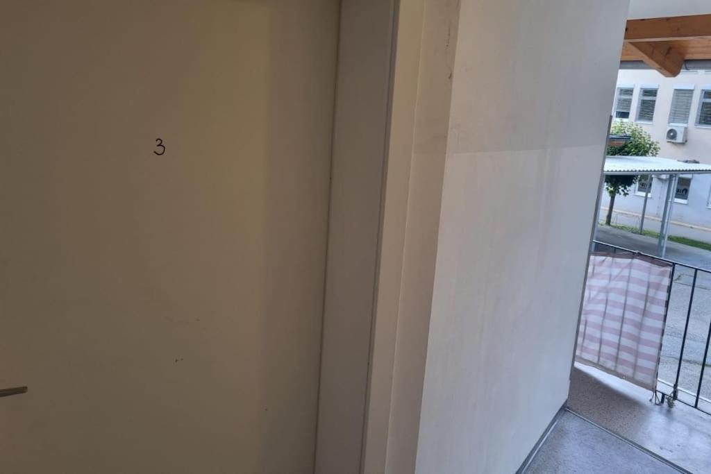 Apartment Mit 2 Betten Inklusive Gratis Parkplatz Graz Ngoại thất bức ảnh